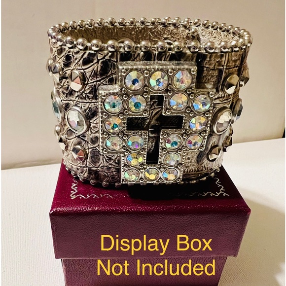 Unbranded Gen. Leather Reptile Embossed w Faux Stones w Iridescent Crystal Cross - Picture 1 of 3